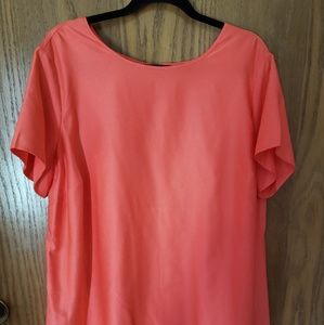 Coral short sleeve top